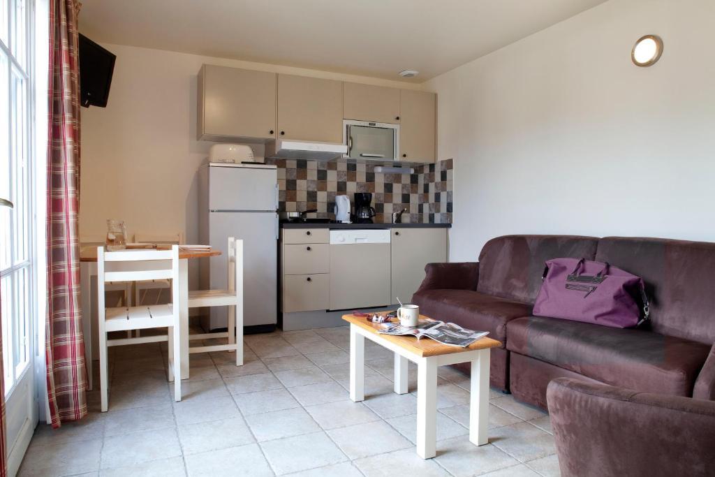 Three-Bedroom Chalet,1758543840:JPEG