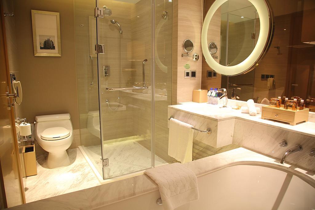 Executive King Room