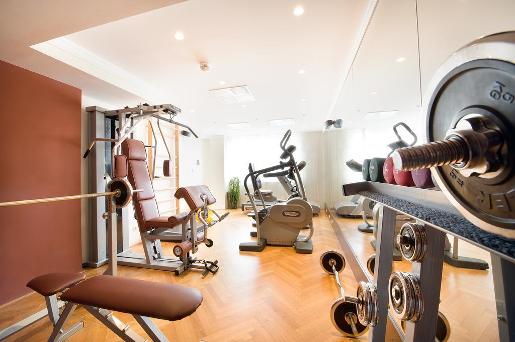 Chambre Double ou Lits Jumeaux de Luxe avec Minibar Gratuit