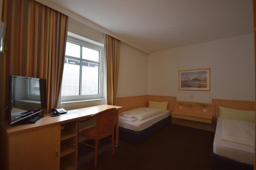 Standard Zweibettzimmer