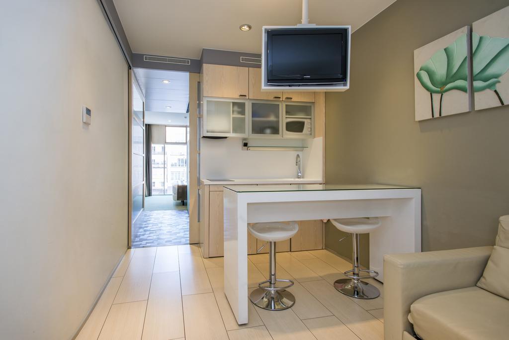 Suite with Kitchenette