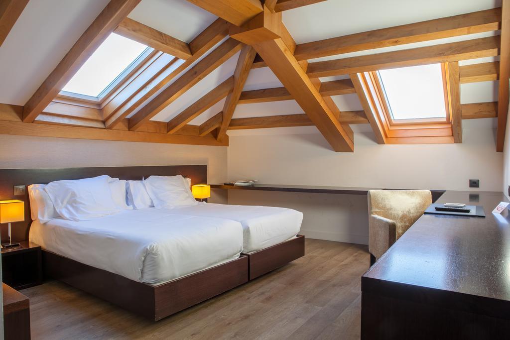 Quarto Twin