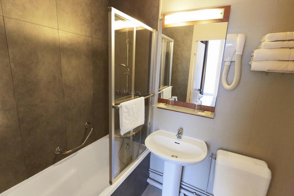 Familienangebot (2 separate Doppelzimmer)