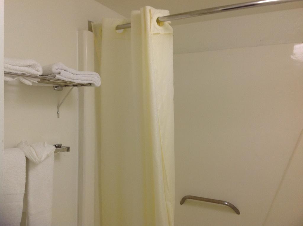 Double Room with Two Double Beds - Non-Smoking