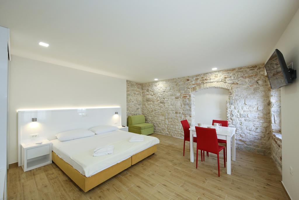 Studio-Apartment