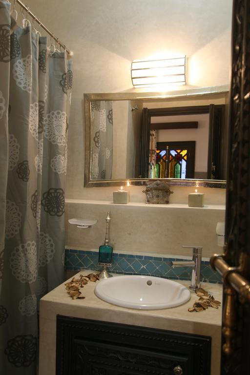 Quarto Individual com Banheiro