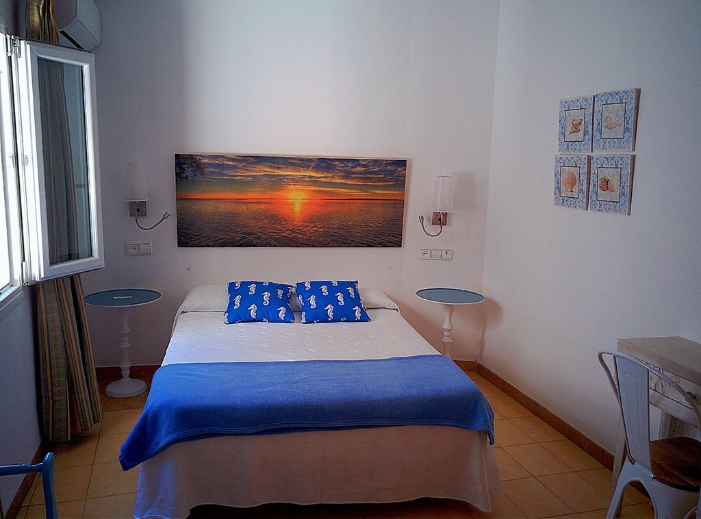 Quarto Duplo com Cama de Casal