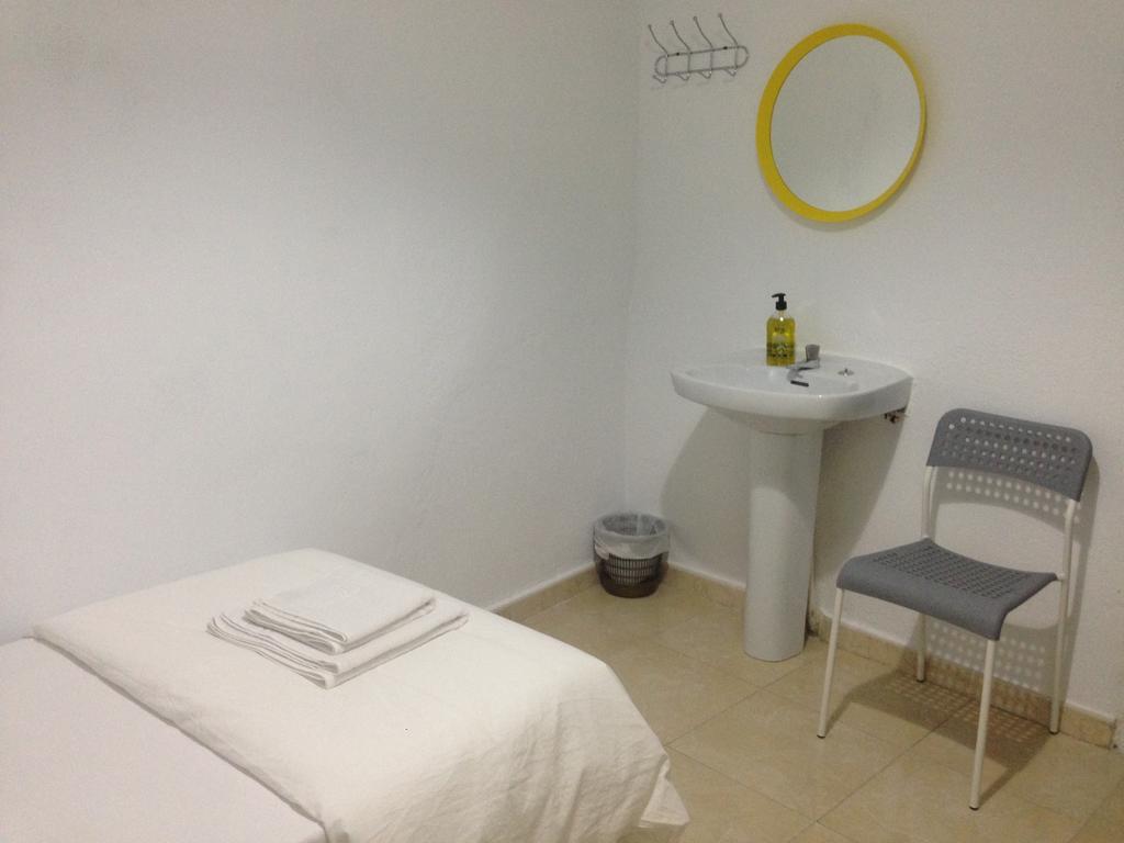 Habitación Individual Estándar con baño compartido