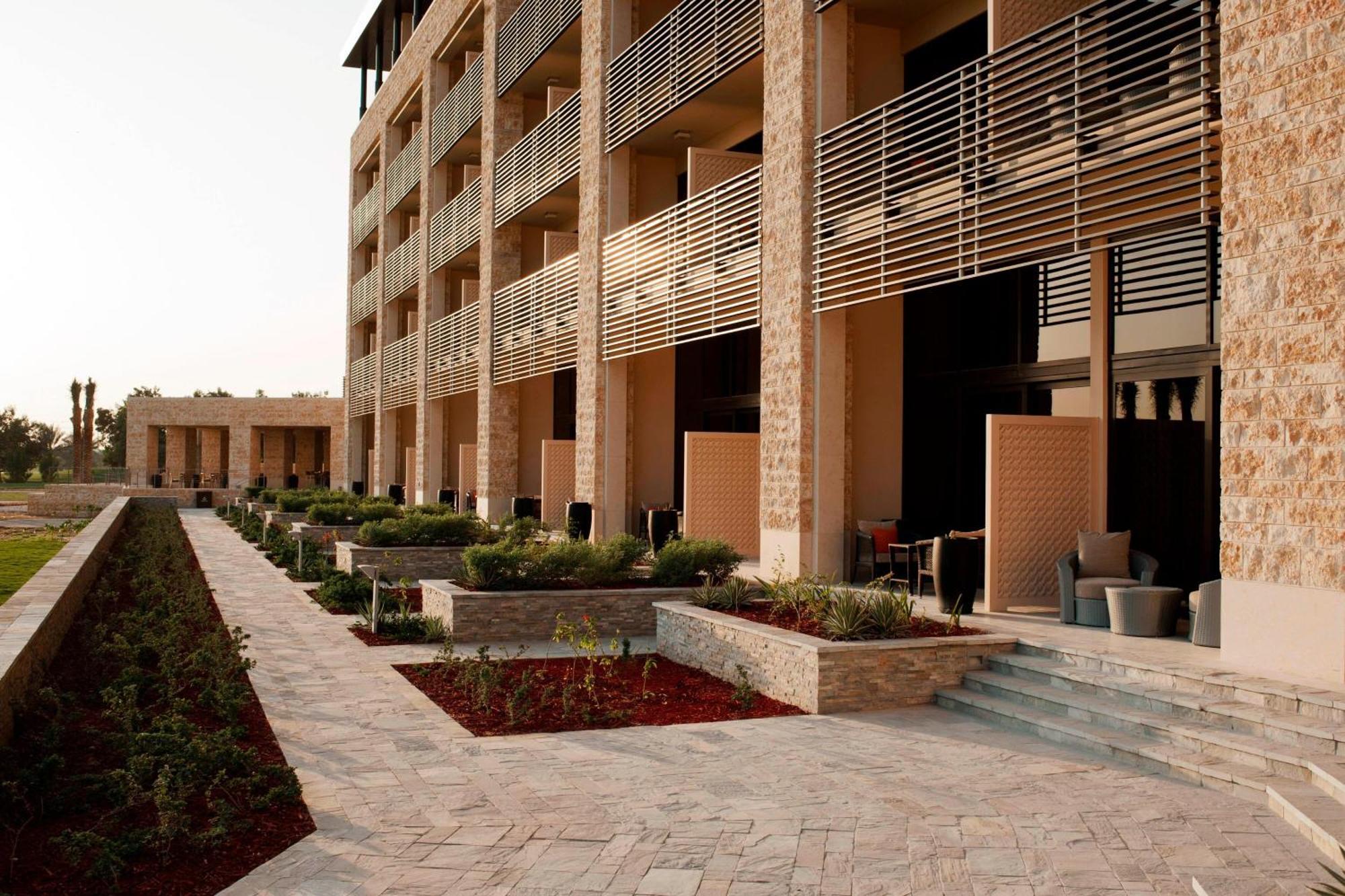 Garden Room, 1 King, Golf view, Ground floor, Balcony