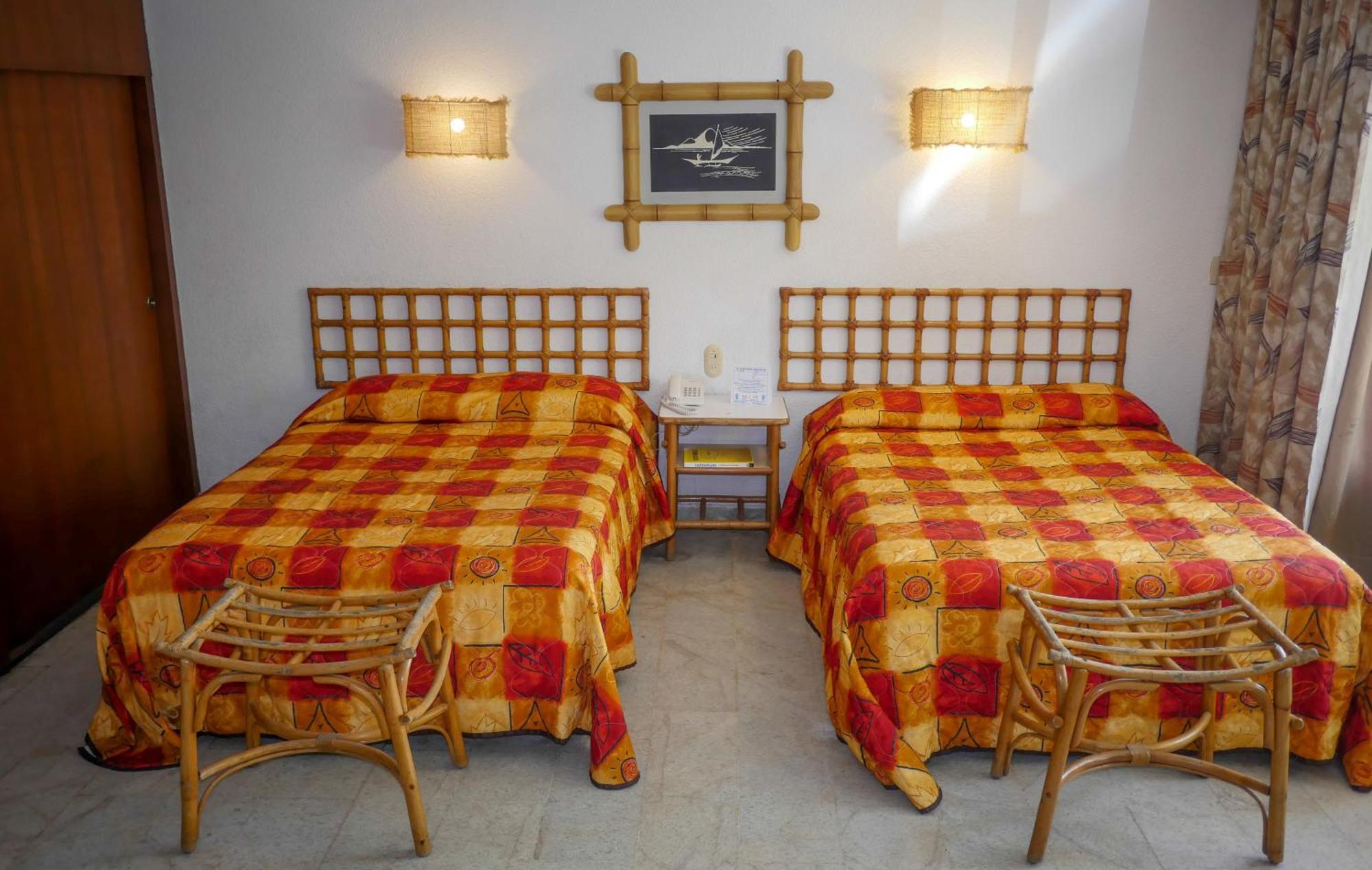 Standard Double Room,1273433008:JPEG