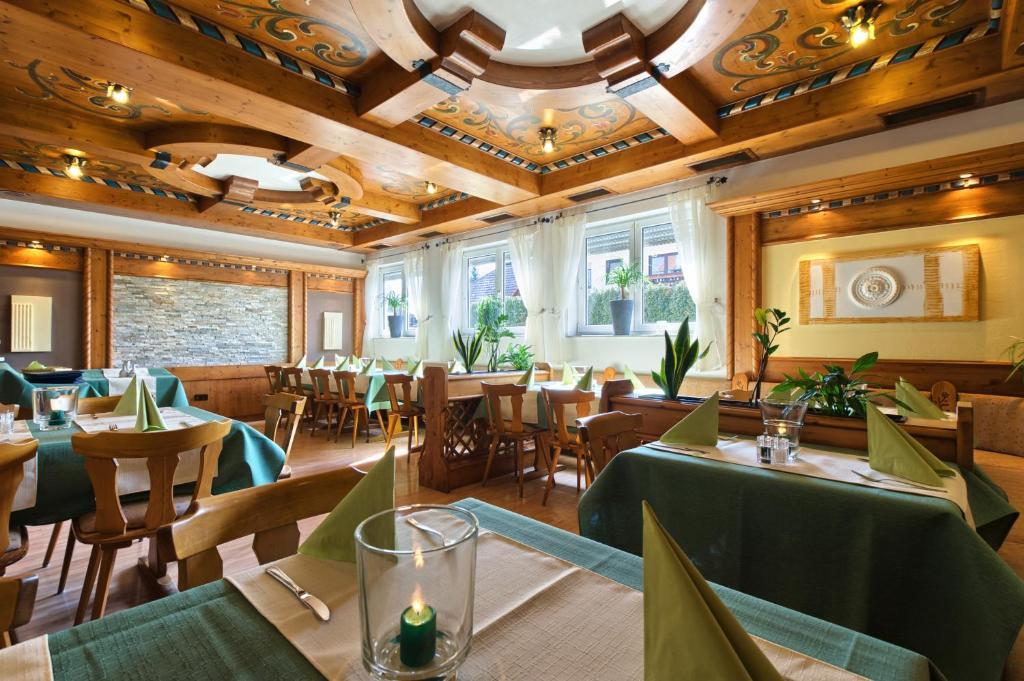 Apartment mit 2 Schlafzimmern und Balkon