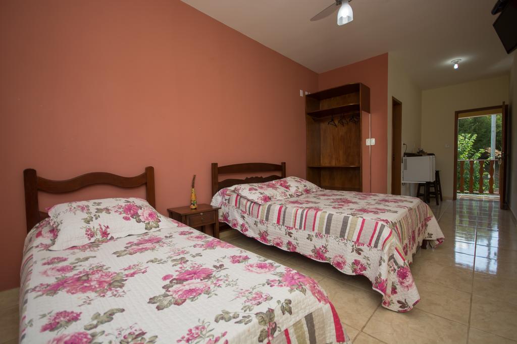 Quarto Triplo Clássico