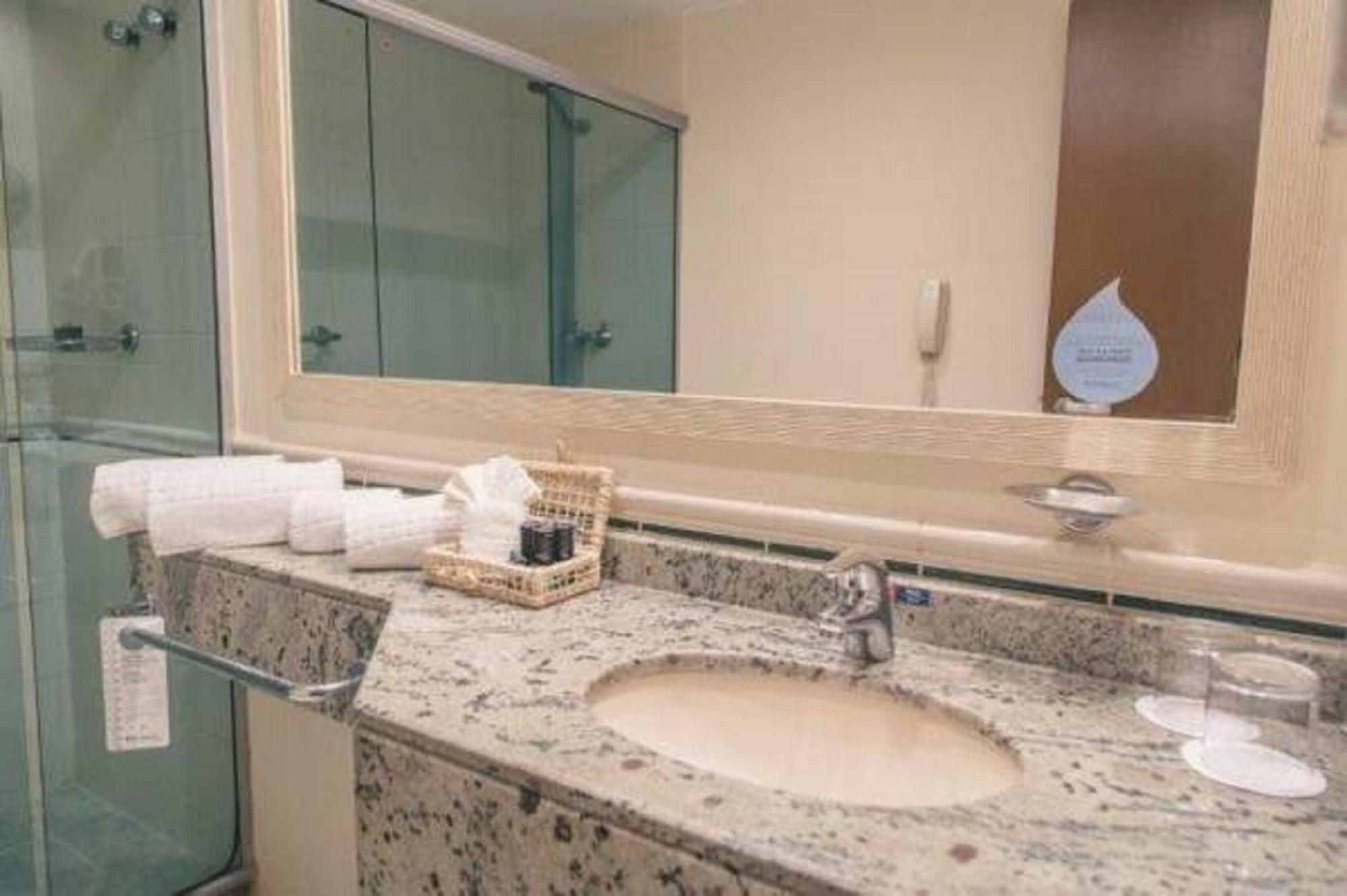 Quarto Deluxe com 2 Camas de Solteiro