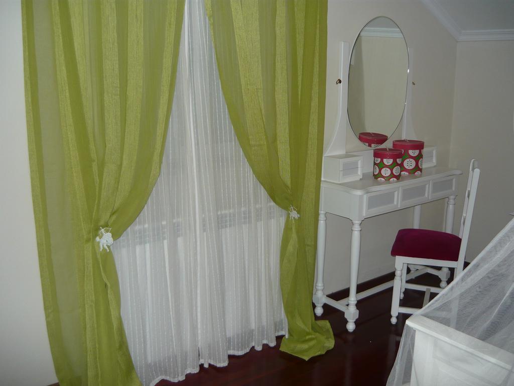 Quarto Duplo com Casa de Banho Privativa