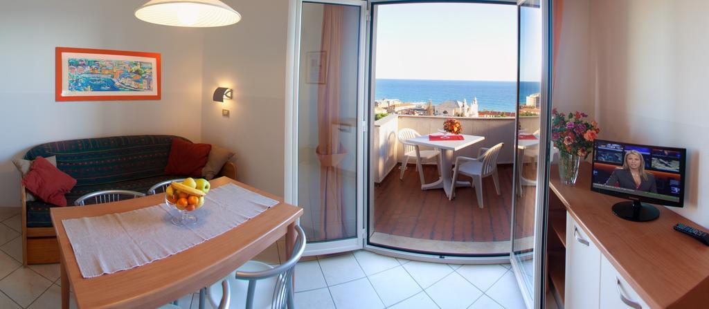 Appartamento con 1 Camera da Letto, Balcone e Vista Mare (2 Adulti)