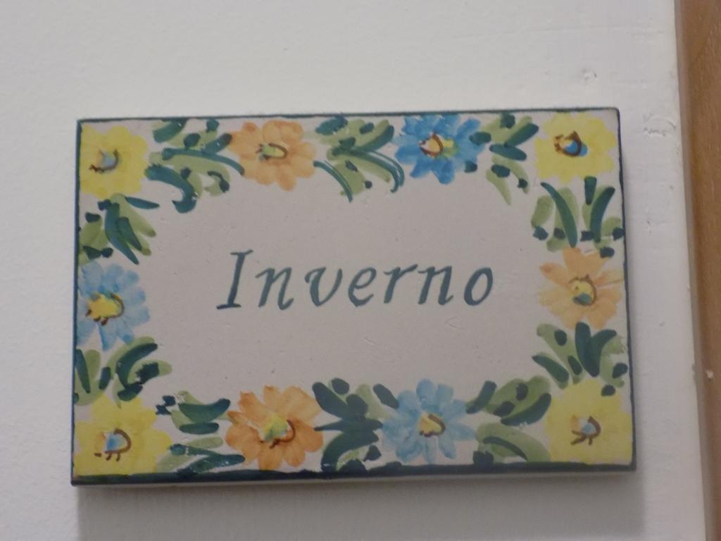 Triple Room Private External Bathroom,1309605094:JPEG