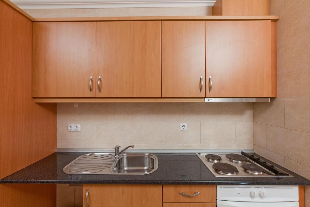 Apartamento de 1 dormitorio con balcón