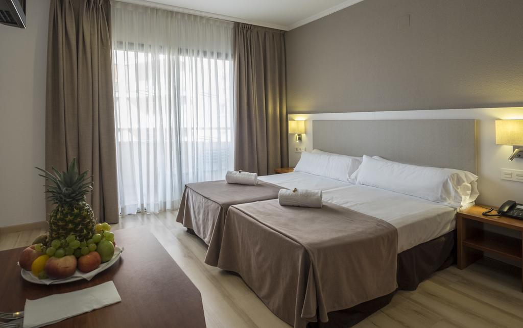 Chambre Double ou Lits Jumeaux