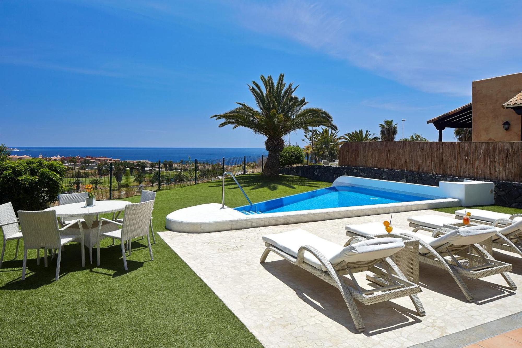 Villa de 3 dormitorios con piscina privada (6 adultos)