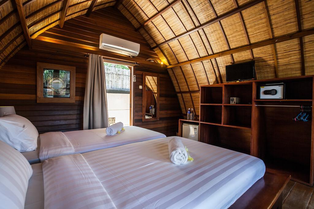 Traditionele Bungalow met 1 Tweepersoonsbed of 2 Aparte Bedden