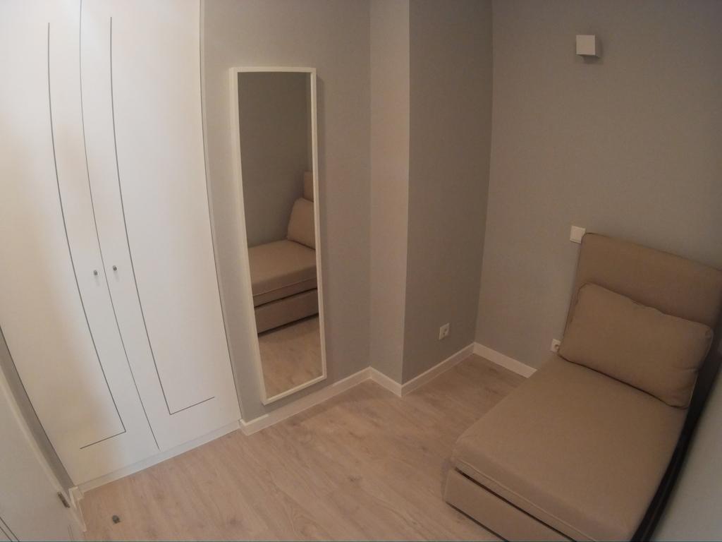 Quarto Triplo com Varanda