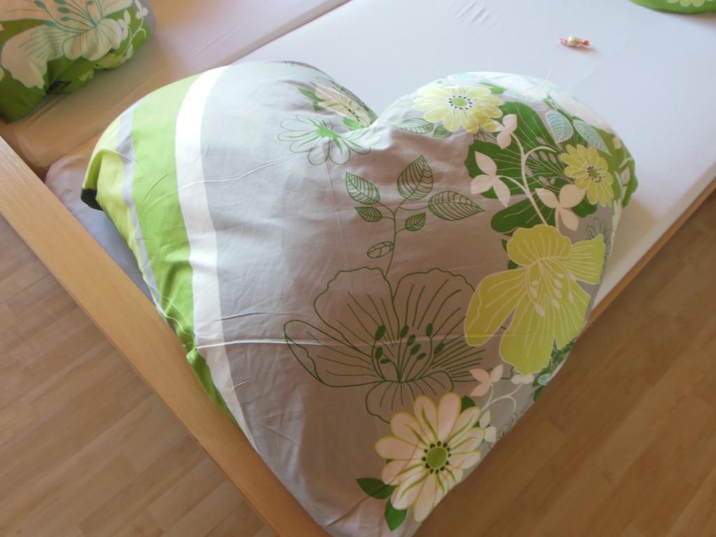 Dreibettzimmer mit eigenem Bad