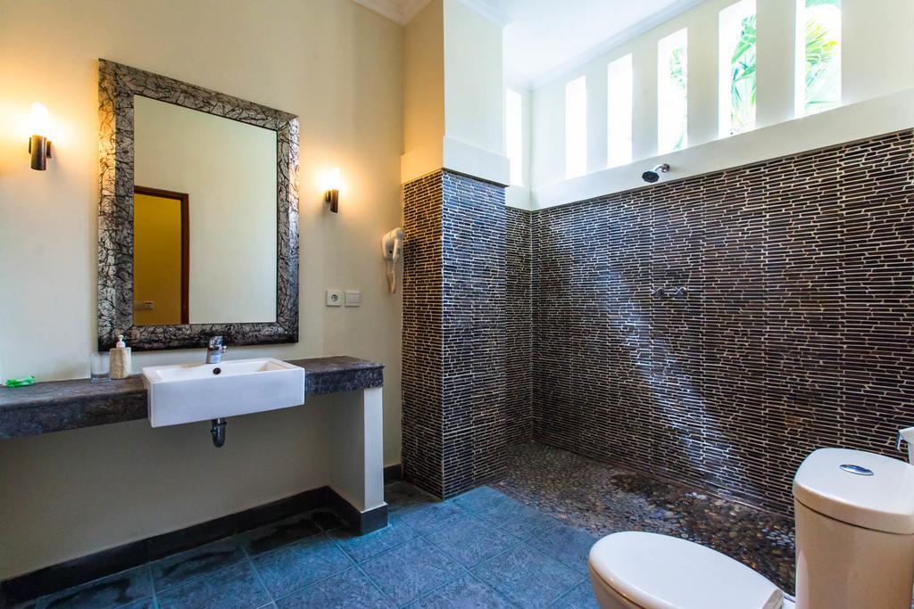 Habitación Doble Estándar con vistas a la piscina