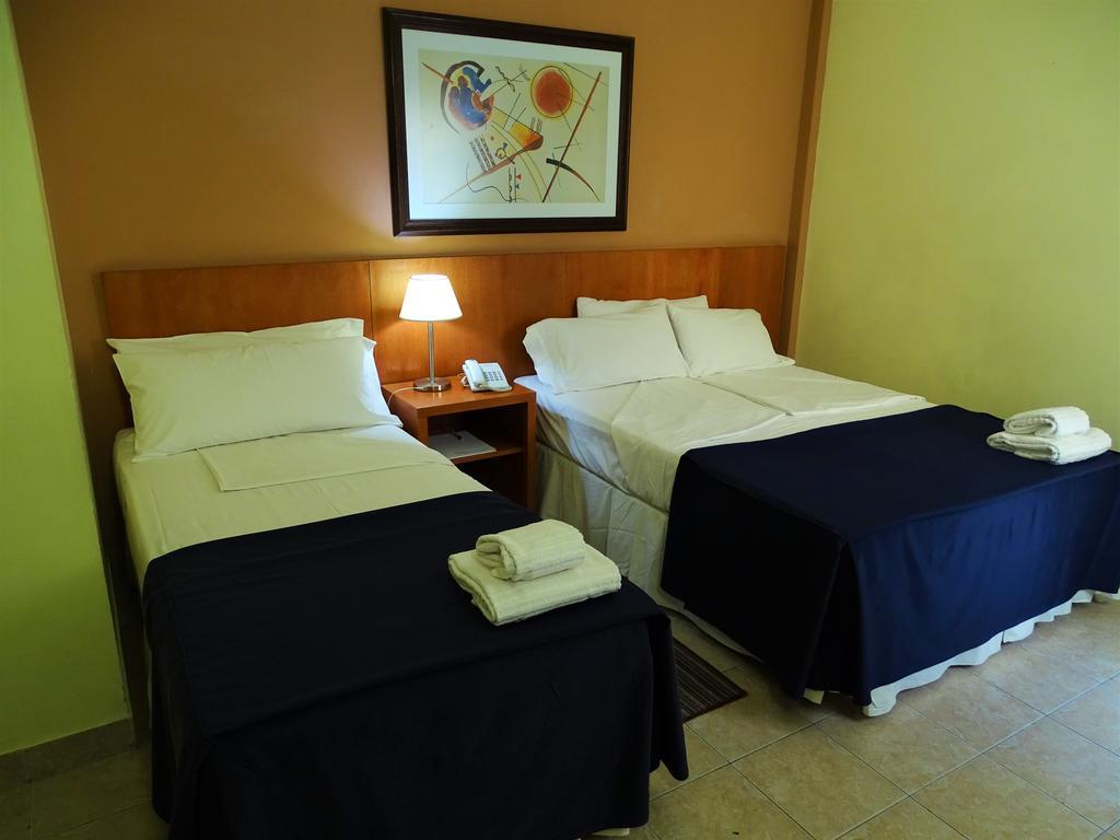 Quarto Família