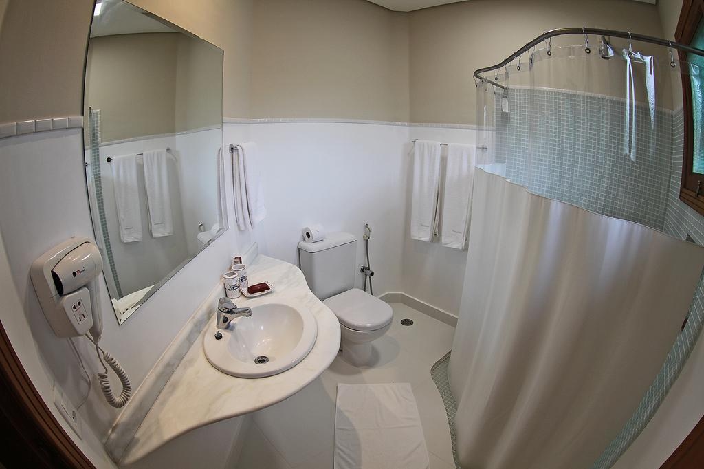 Standard Double Suite,699463548:JPEG