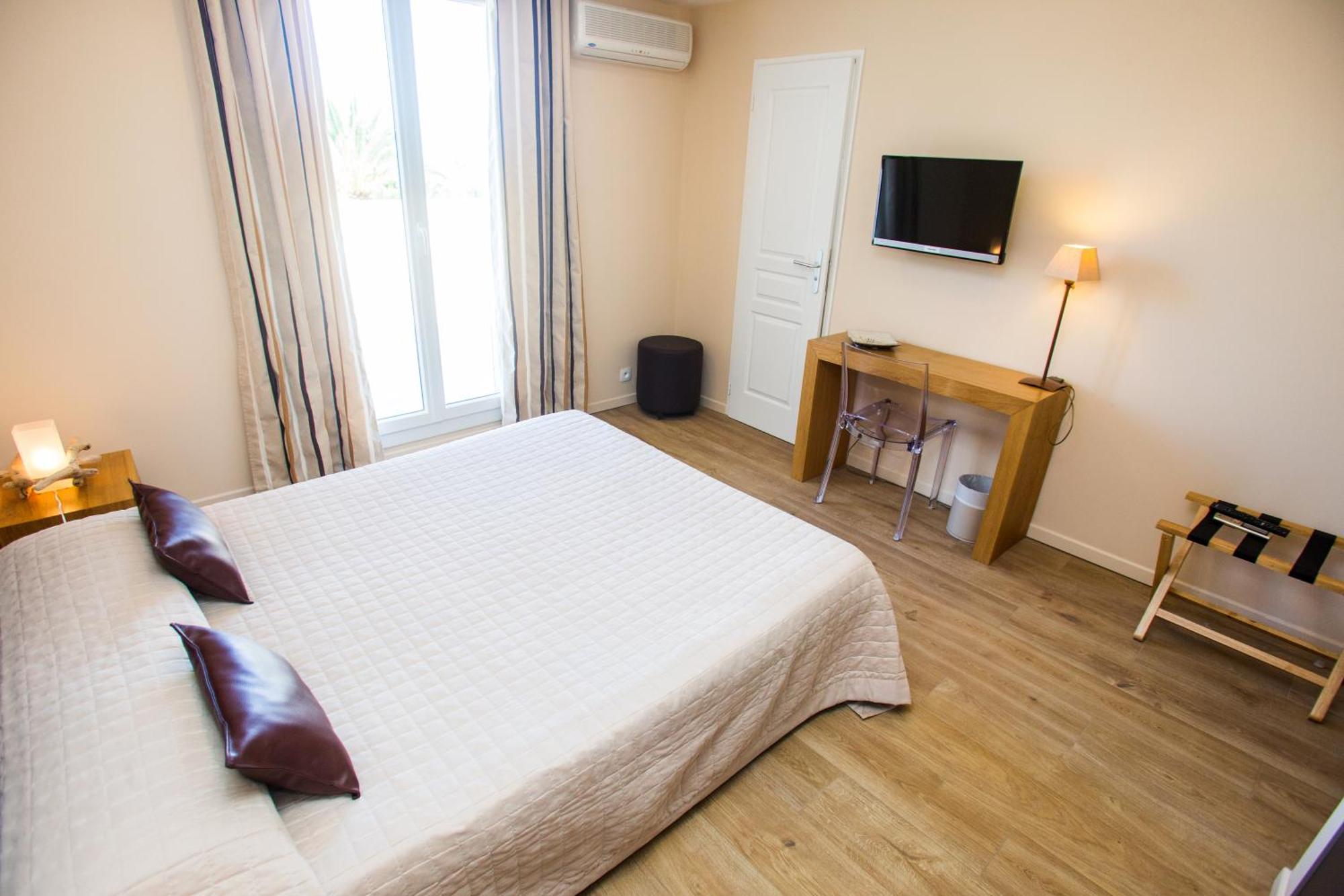 Double Room with Terrace,1215248818:JPEG
