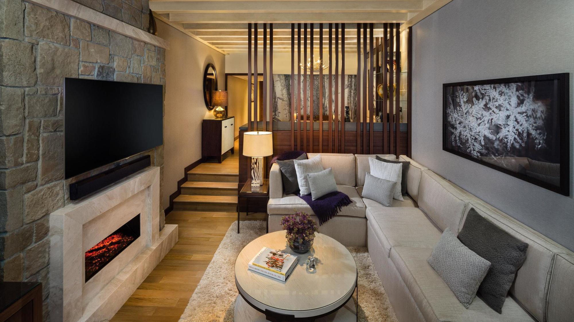 Chalet Aspen Ski su 2 Livelli - Accesso allo Ski Dubai per 2 persone, Maggiordomo Privato, Accesso Lounge con Tè Pomeridiano, Cocktail Serali, Spuntini e Tartine