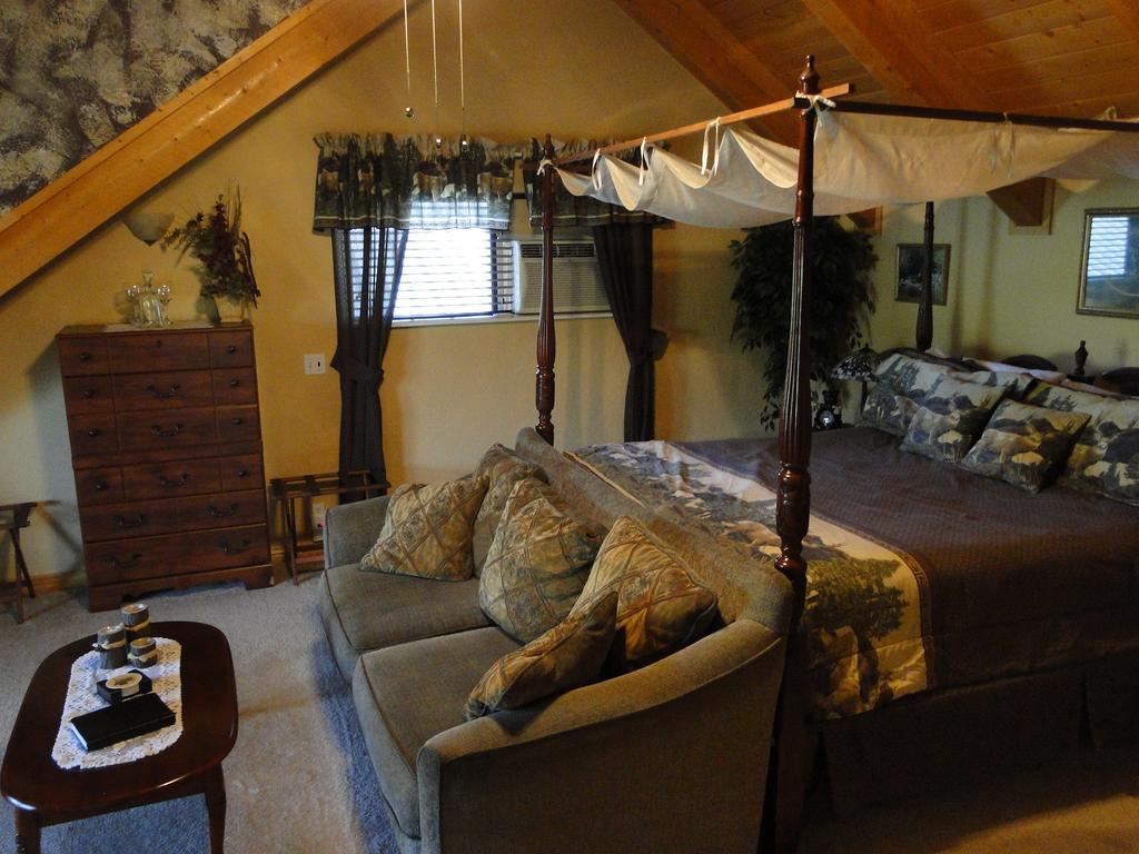 King Suite with Balcony