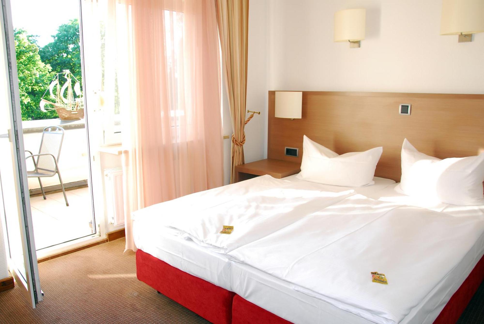 Double Room,17463557:JPEG