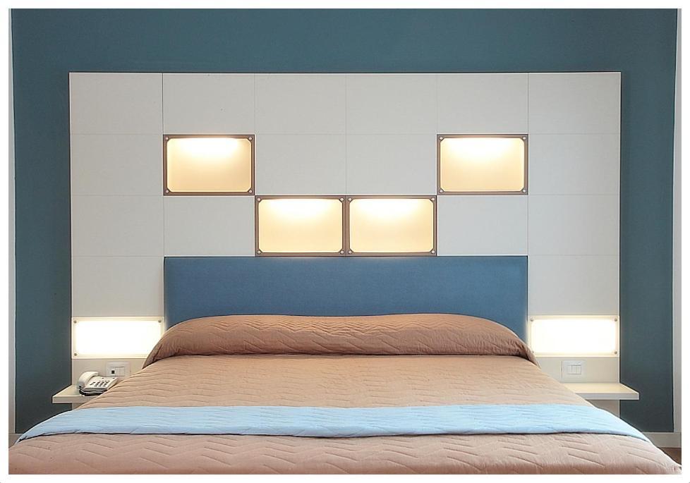 Doppel- oder Zweibettzimmer