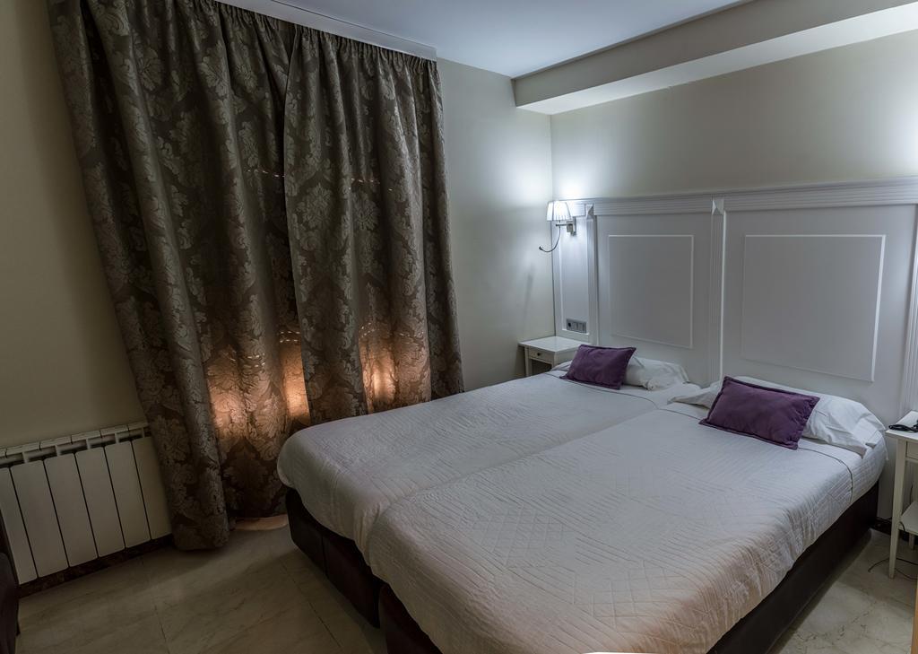 Zweibettzimmer