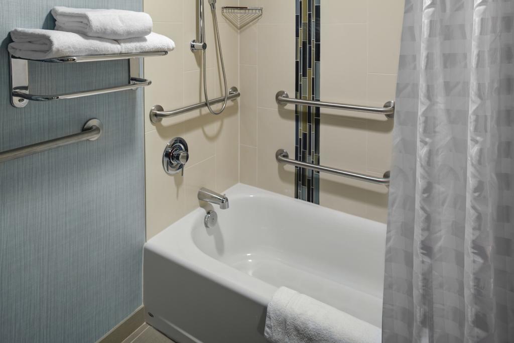 King Room with Sofa Bed and Accessible Tub - Disability Access