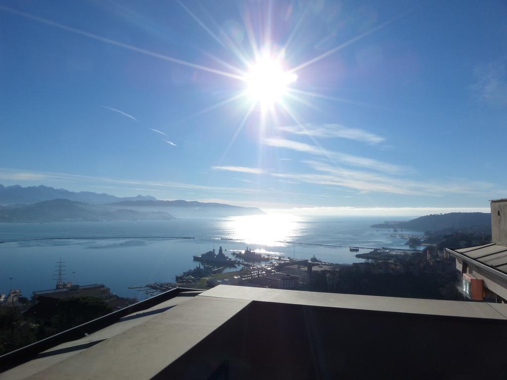 Grand Studio avec Terrasse et Vue sur Mer