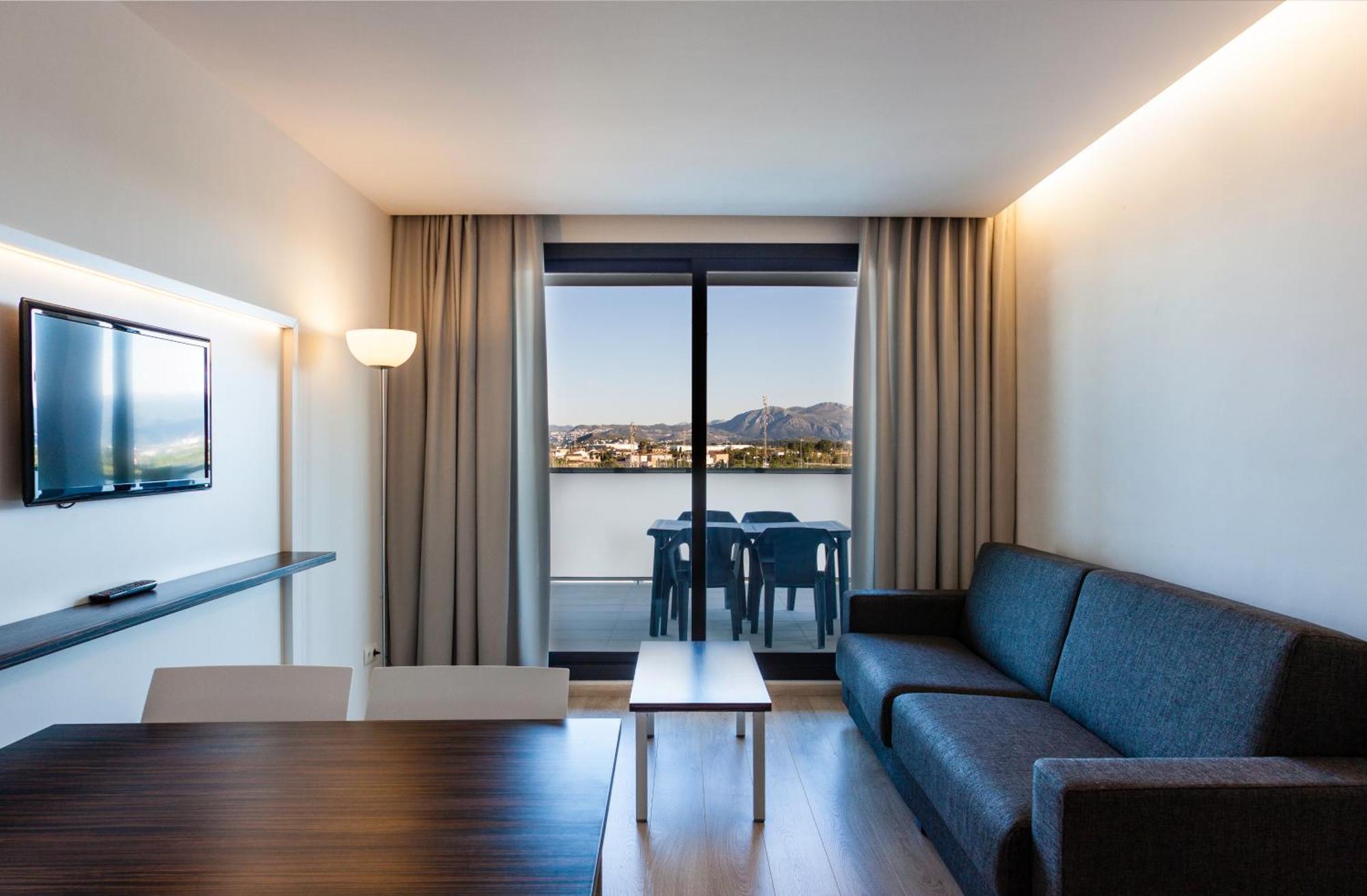 Apartment (2-4 Adults),469259634:JPEG