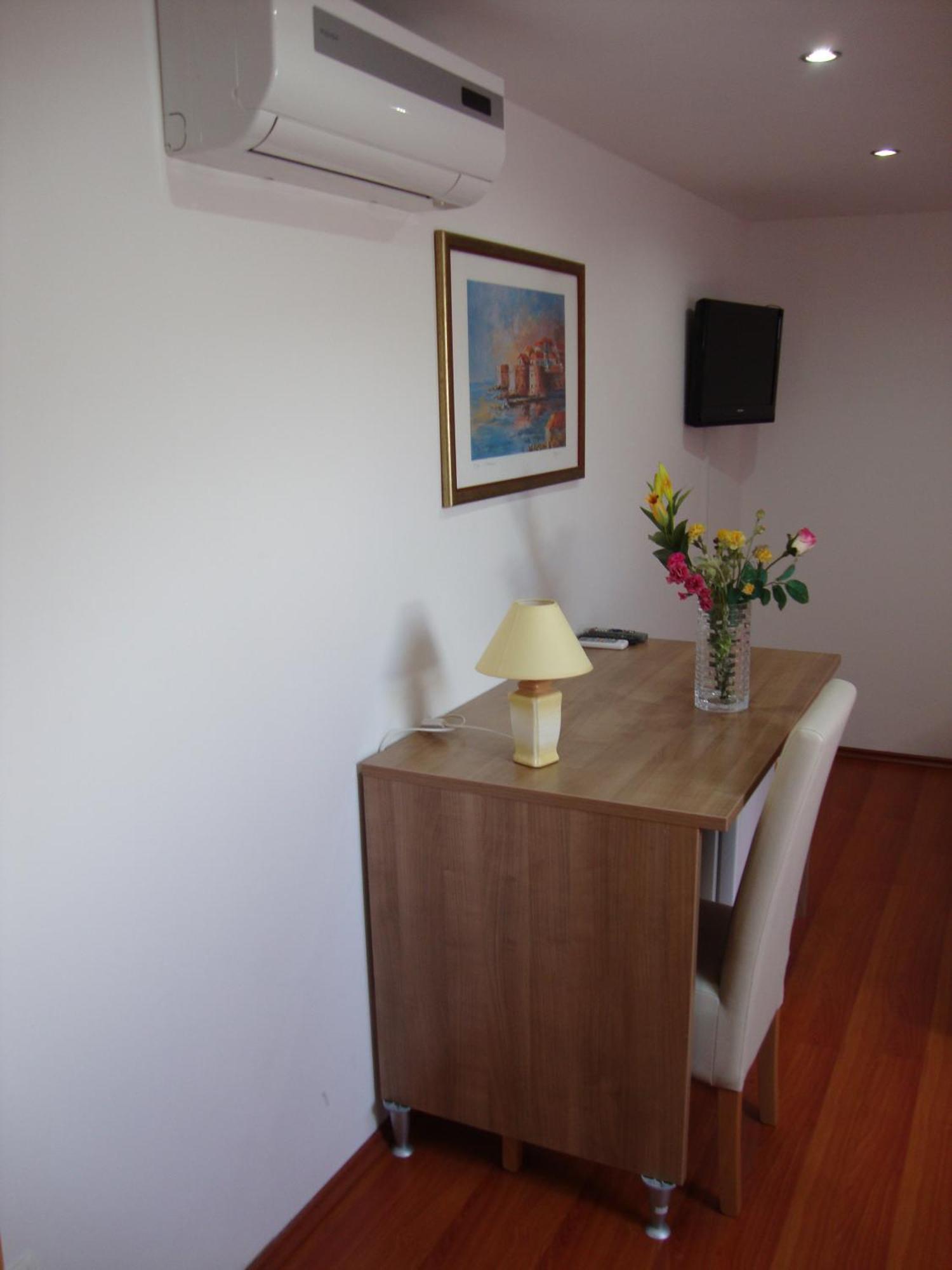 Doppelzimmer mit Balkon
