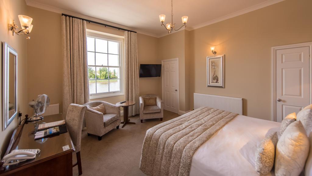 Superior Double or Twin Room with River View