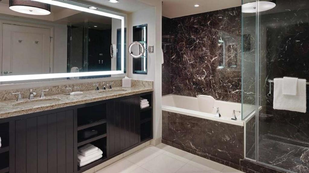 W Premier Suite met kingsize bed