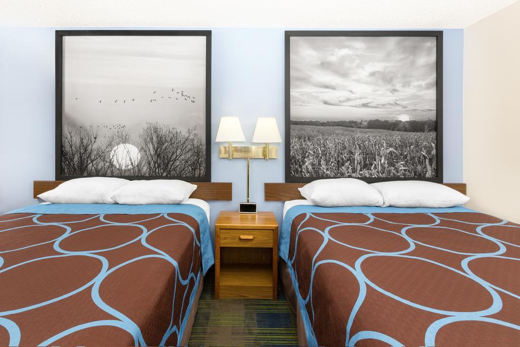 Deluxe Double Room with Two Double Beds - Non-Smoking