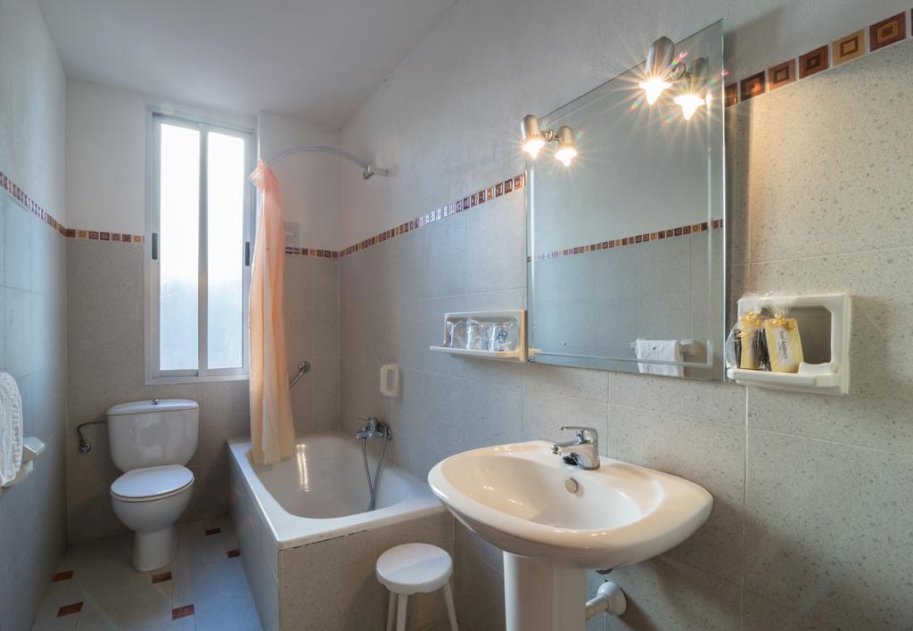 Triple Room,1005523558:JPEG