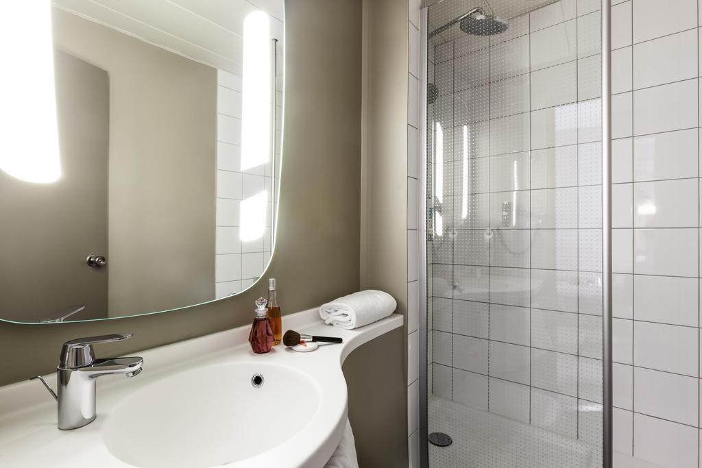 Chambre Double Standard avec 1 Lit Double et 1 Lit Simple Lit - Non-Fumeurs