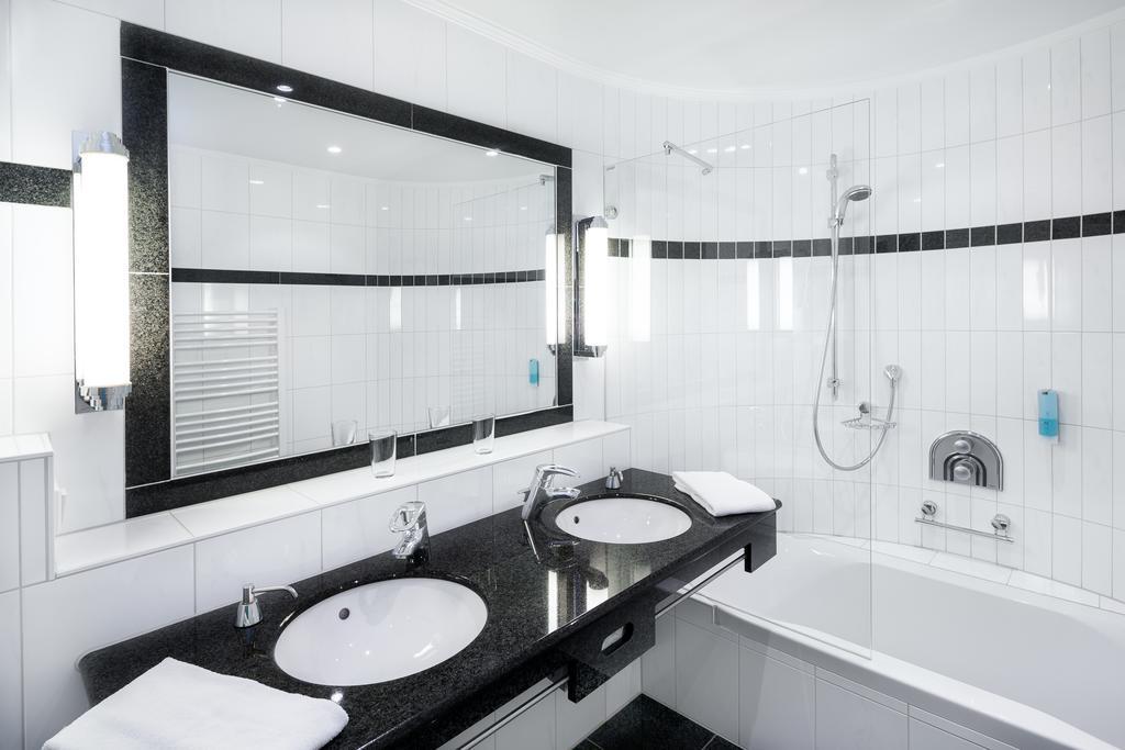 Deluxe Junior Suite