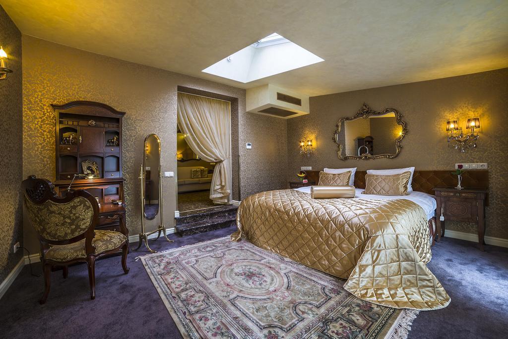 Royal Suite