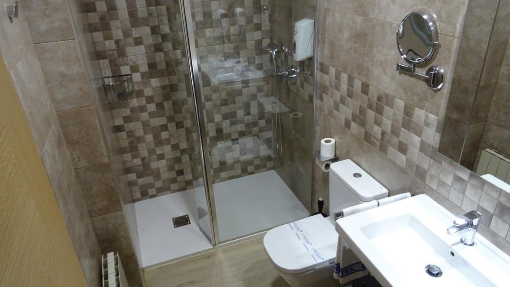 Double or Twin Room,1723921033:JPEG