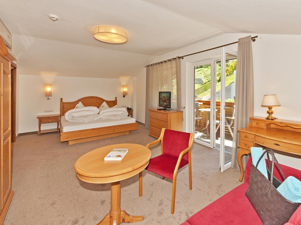 Großes Doppelzimmer