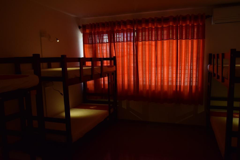 Cama en habitación compartida mixta de 8 camas
