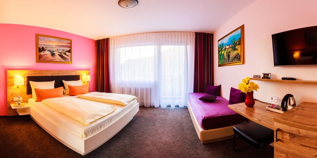 Standard Triple Room,127263519:JPEG